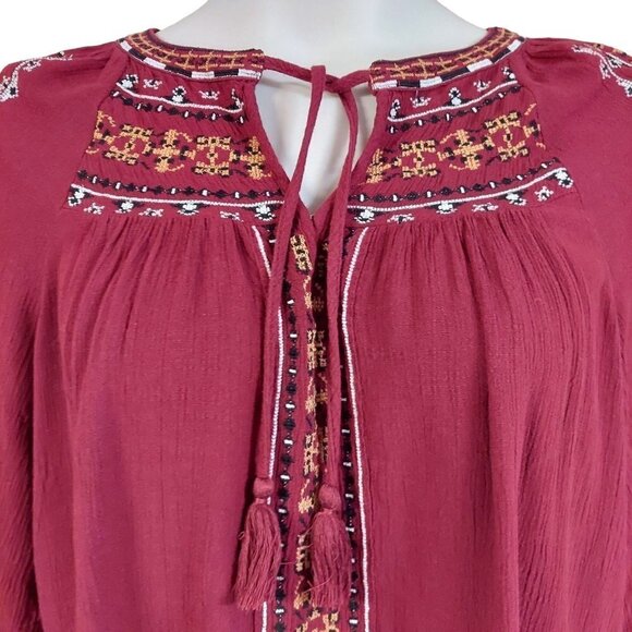 American Eagle Women's Boho Style Embroidered Crop Top - Picture 5 of 9